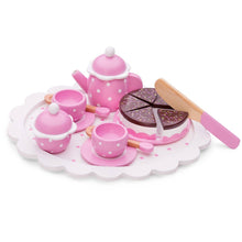  New Classic Toys EU - Coffee/Tea Set - Tableware With Cutting Cake